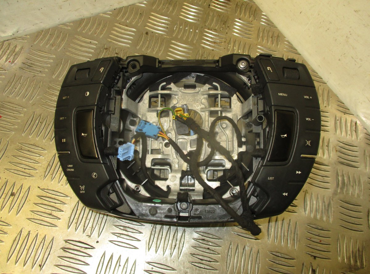 Citroen C5 Steering Wheel MF Switch Left CITROËN C5 II (2008-2019) Steering Wheel MF Swi...
