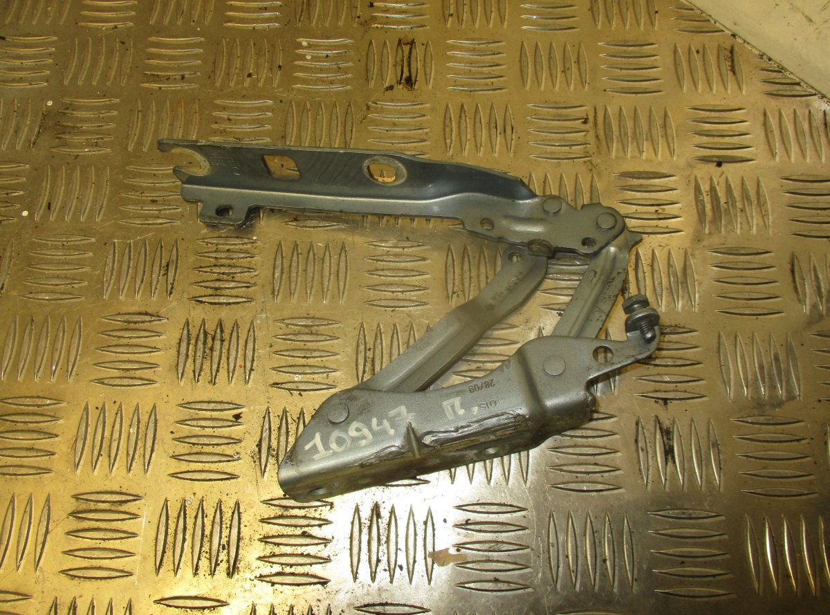 Volkswagen Golf 5 Bonnet Hinge Right VW GOLF VI (5K) (2008-2013) Bonnet Hinge Right ...