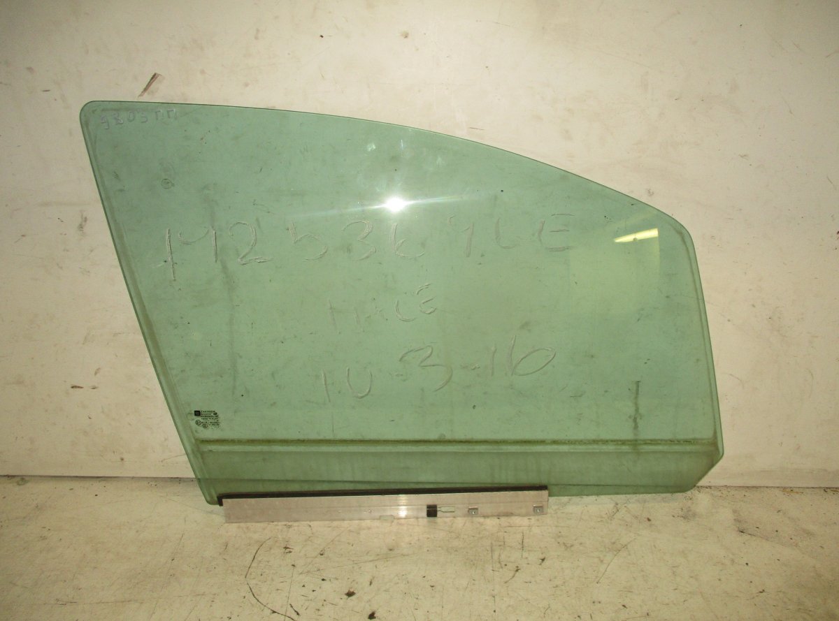 Opel Zafira (B) Door window glass front right OPEL ZAFIRA B (A05) (2005-2014) Door window gla...