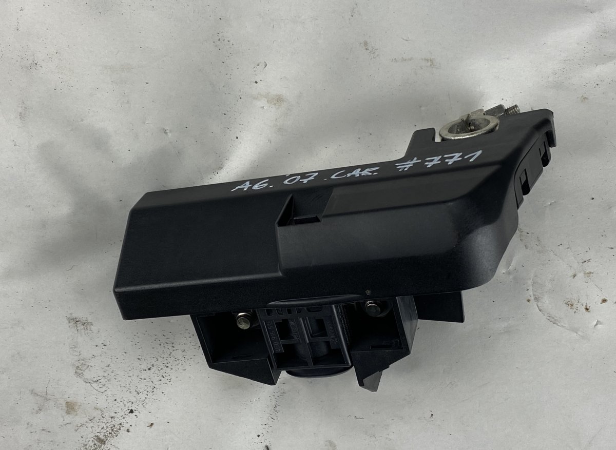 Audi A6 (C6) Battery / parts, other AUDI A6 / A6 ALLROAD (C6, 4F) (2004-2011) Batte...