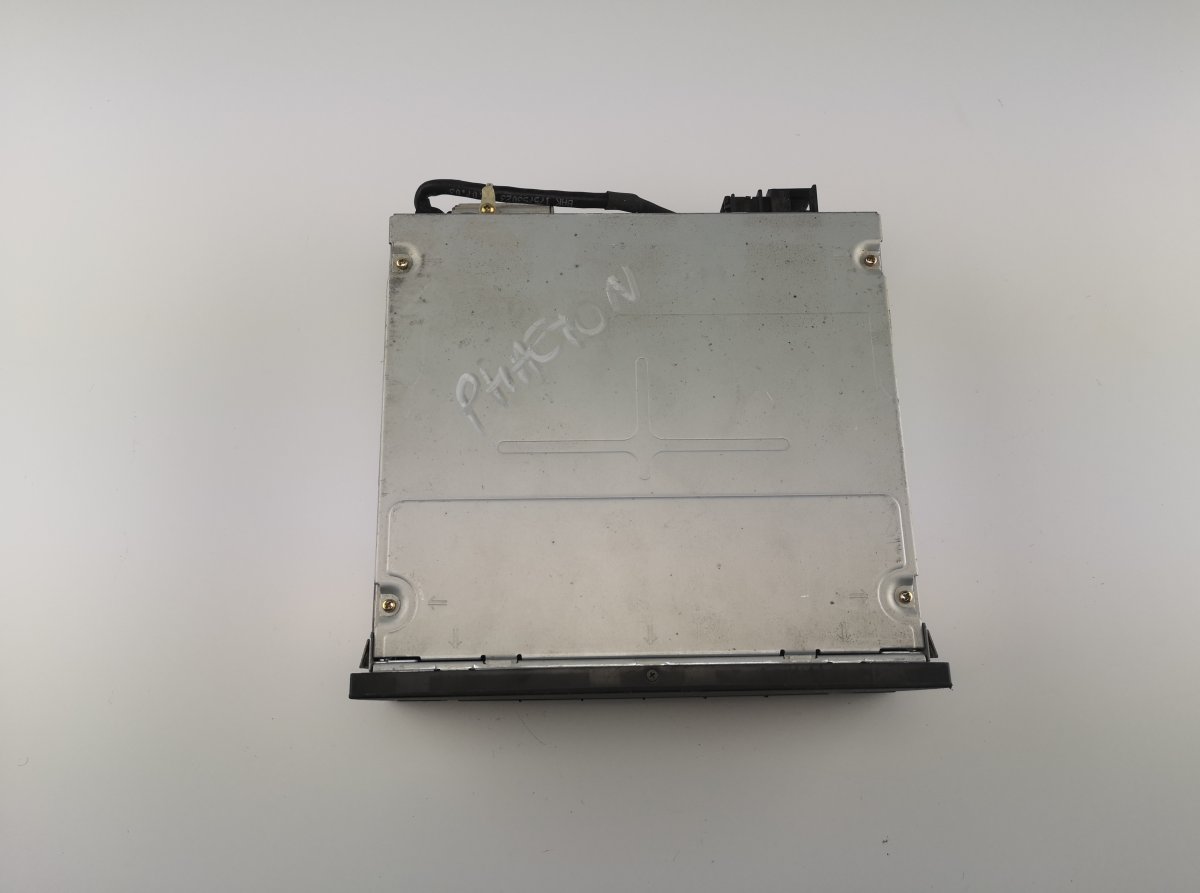 Volkswagen Phaeton Cd changer VW PHAETON (3D) (2002-2016) CD Changer 3D003511...