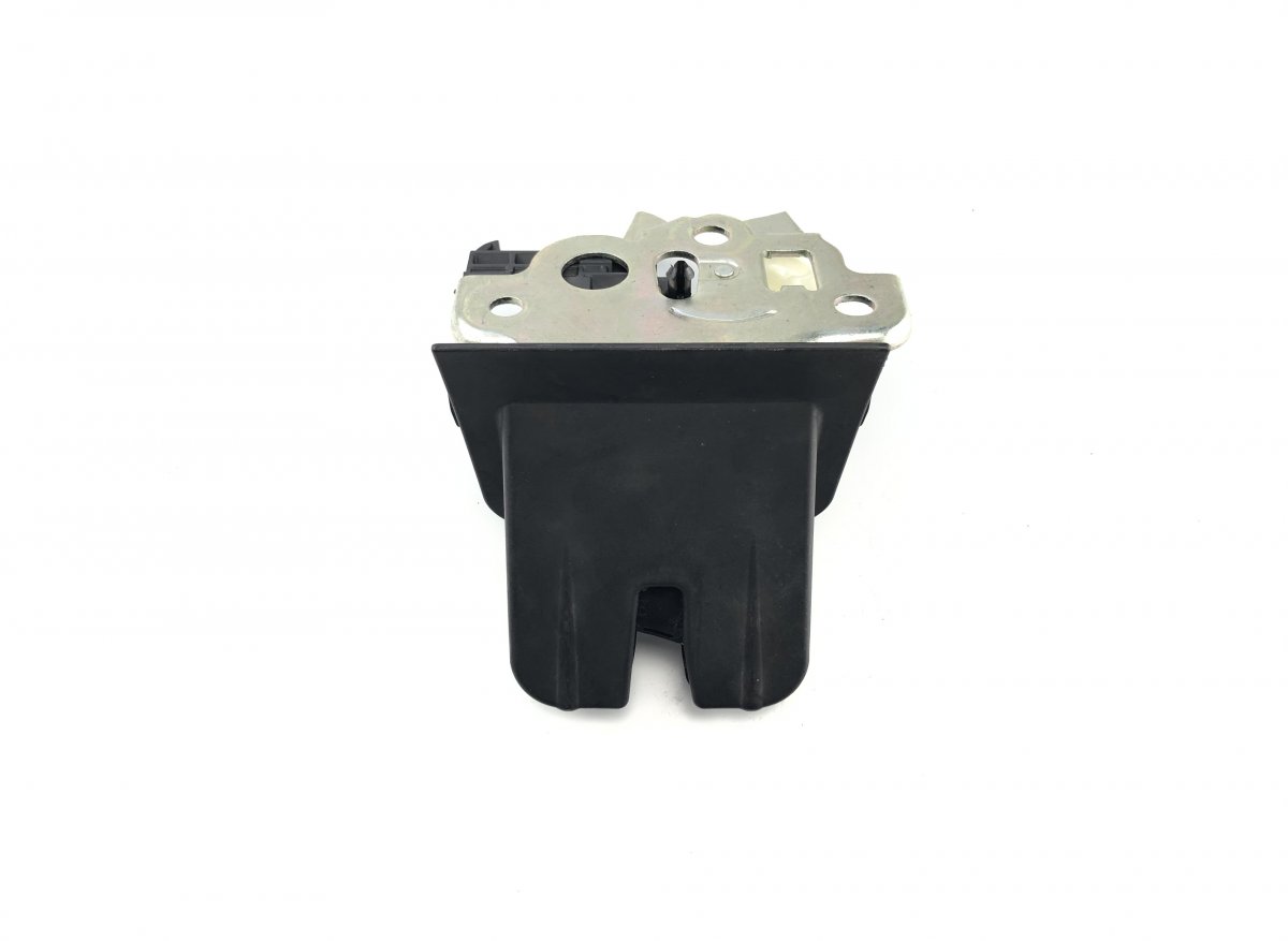 Audi A6 (C6) Bootlid / tailgate lock AUDI A6 / A6 ALLROAD (C6, 4F) (2004-2011) Bootl...
