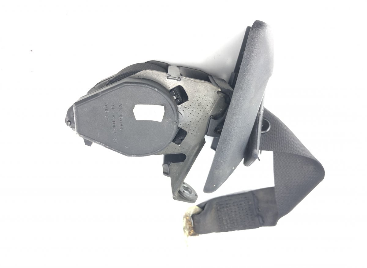 BMW 5 (E34) Seat Belt Rear Left