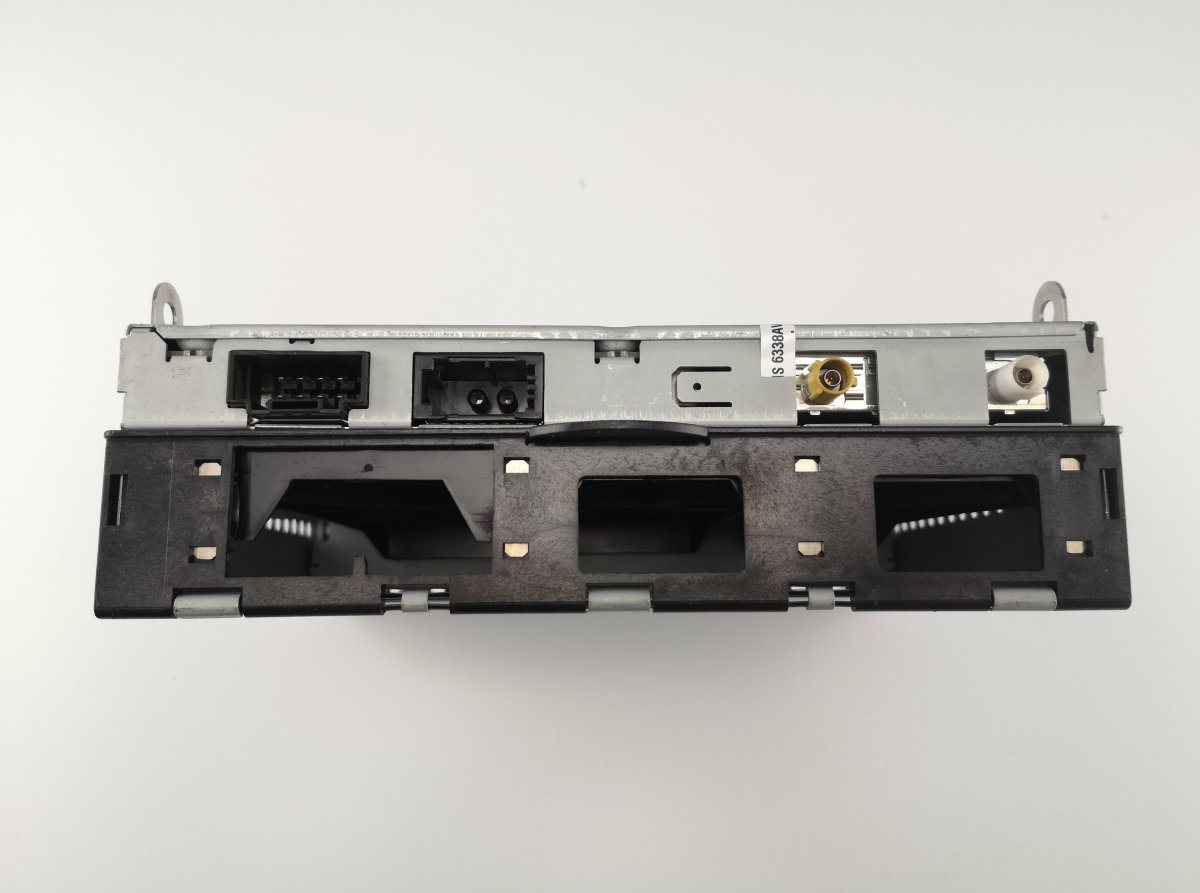 Audi A6 (C6) Radio tuner AUDI A6 / A6 ALLROAD (C6, 4F) (2004-2011) Radio...