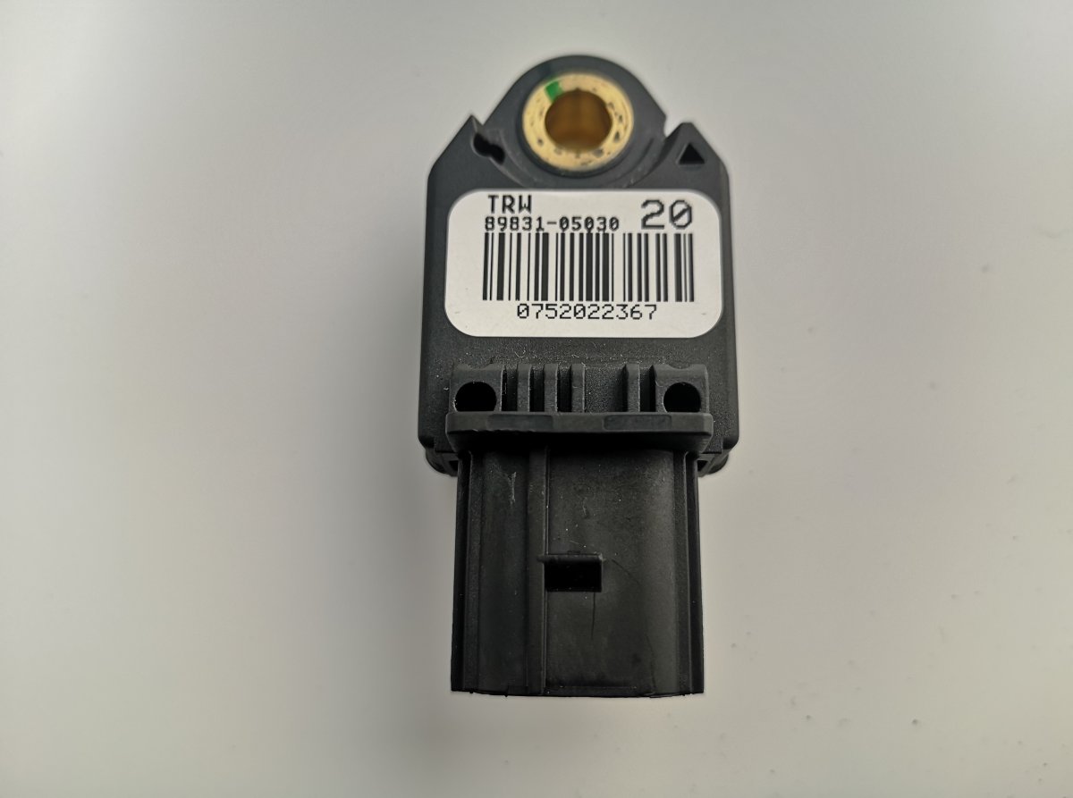 Toyota Avensis (T27) Airbag crash sensor, right TOYOTA AVENSIS (T270) (2009-2018) Airbag crash ...