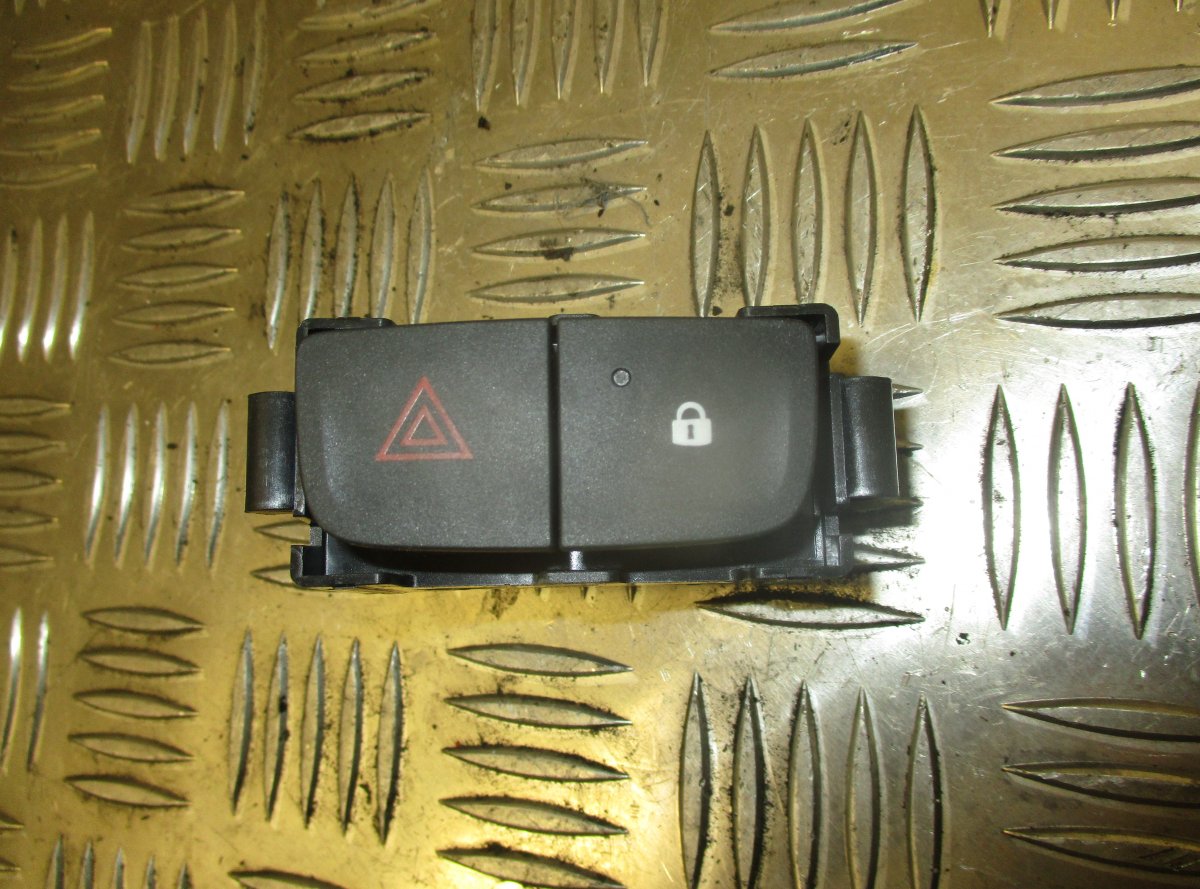 Renault Talisman Hazard switch RENAULT TALISMAN (L2M, KP) (2013-2022) Hazard s...