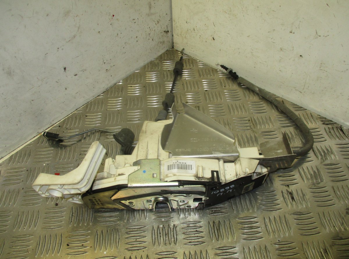Mercedes-Benz A (W169) Door lock — front right Door lock — front right — MERCEDES-BENZ S-CLASS...