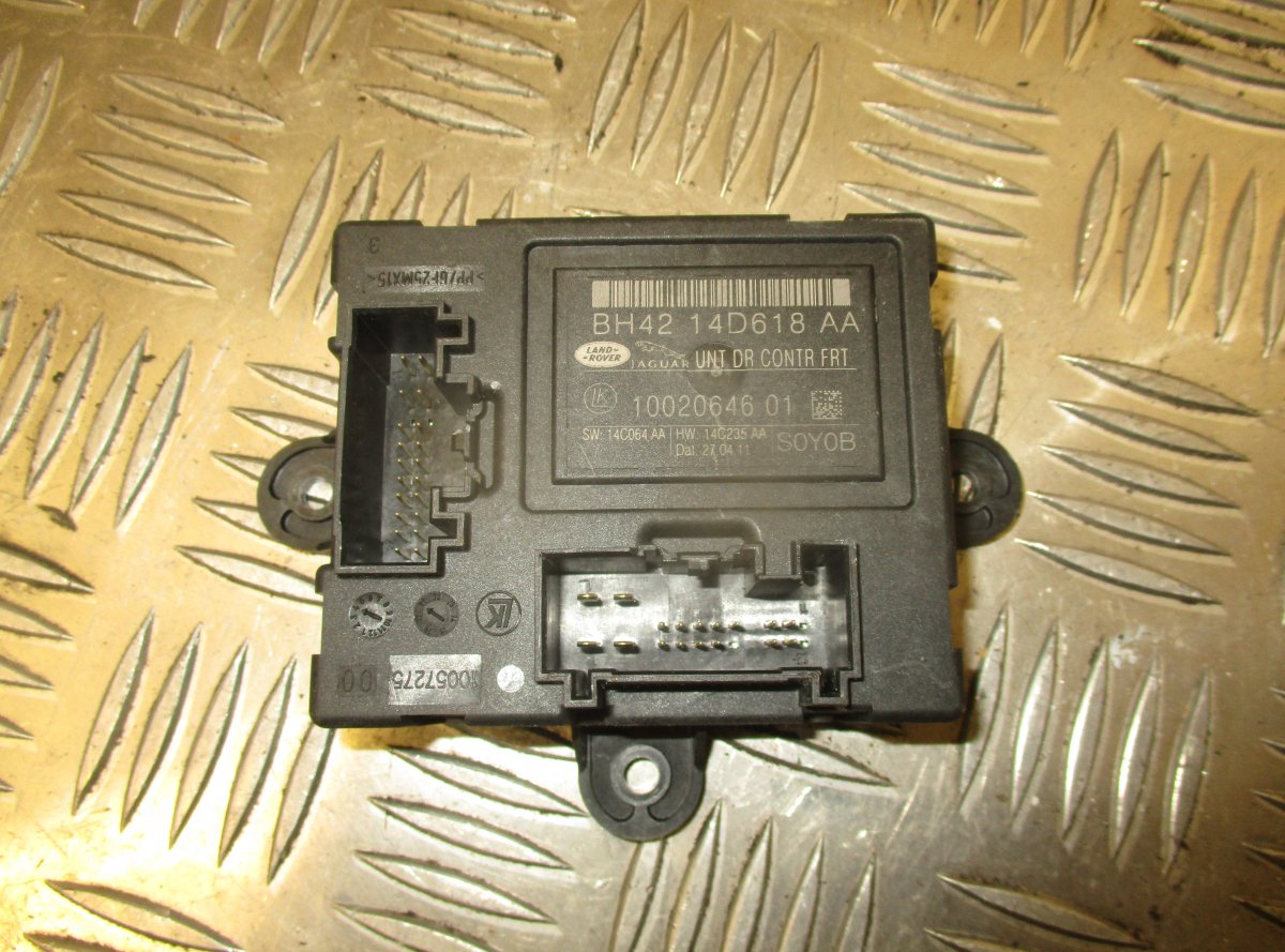 Jaguar XF Door control unit front right JAGUAR XF (X250, CC9) (2008-2015) Door control ...