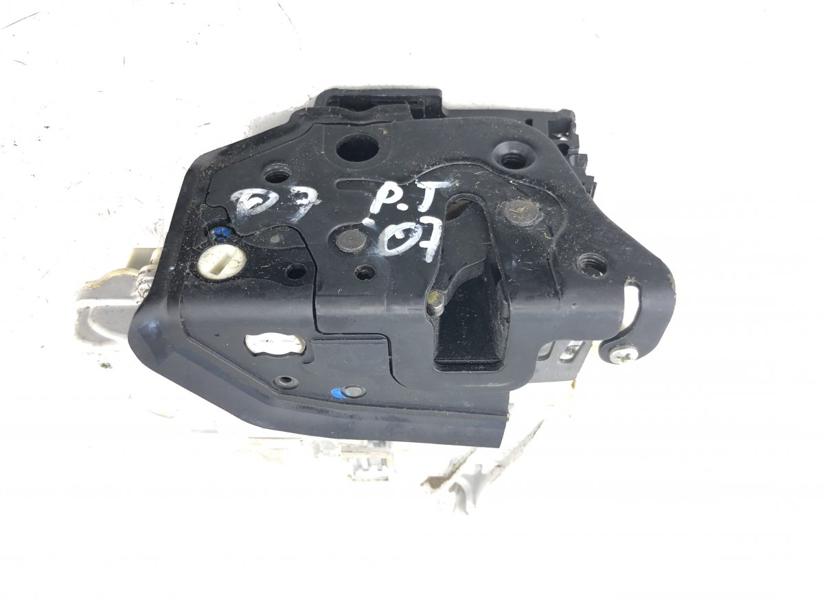 Audi Q7 (4L) Door lock — rear right Door lock — rear right — AUDI Q7 (4L) (2006-201...