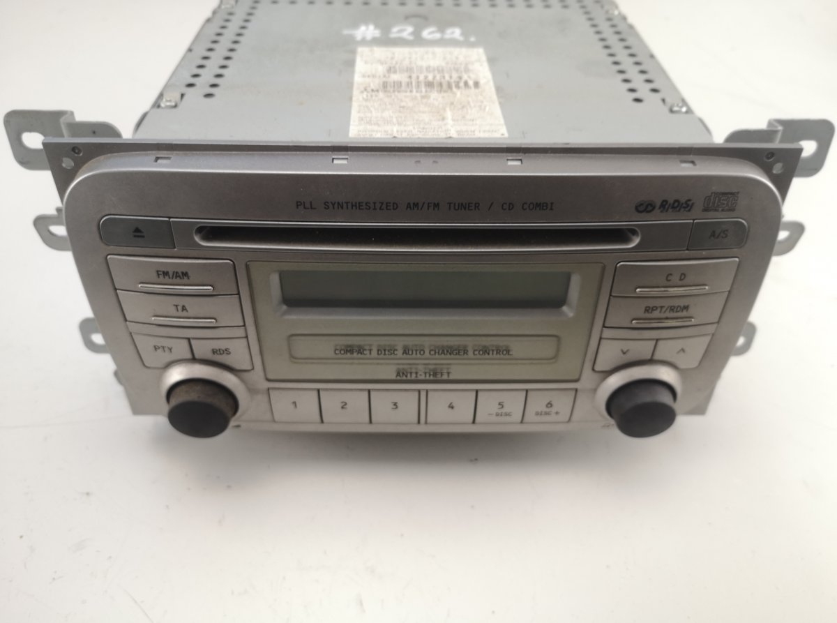Suzuki Liana Raadio juhtplokk SUZUKI LIANA / AERIO (ER) (2001-2007) Radio 412...