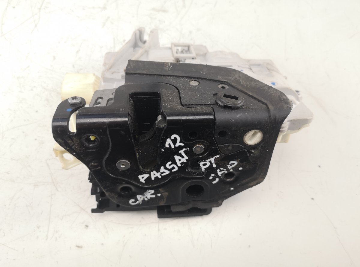 Volkswagen Passat (B7) Door Lock Rear Right VW PASSAT B7 / ALLTRACK (2010-2015) Door Lock R...