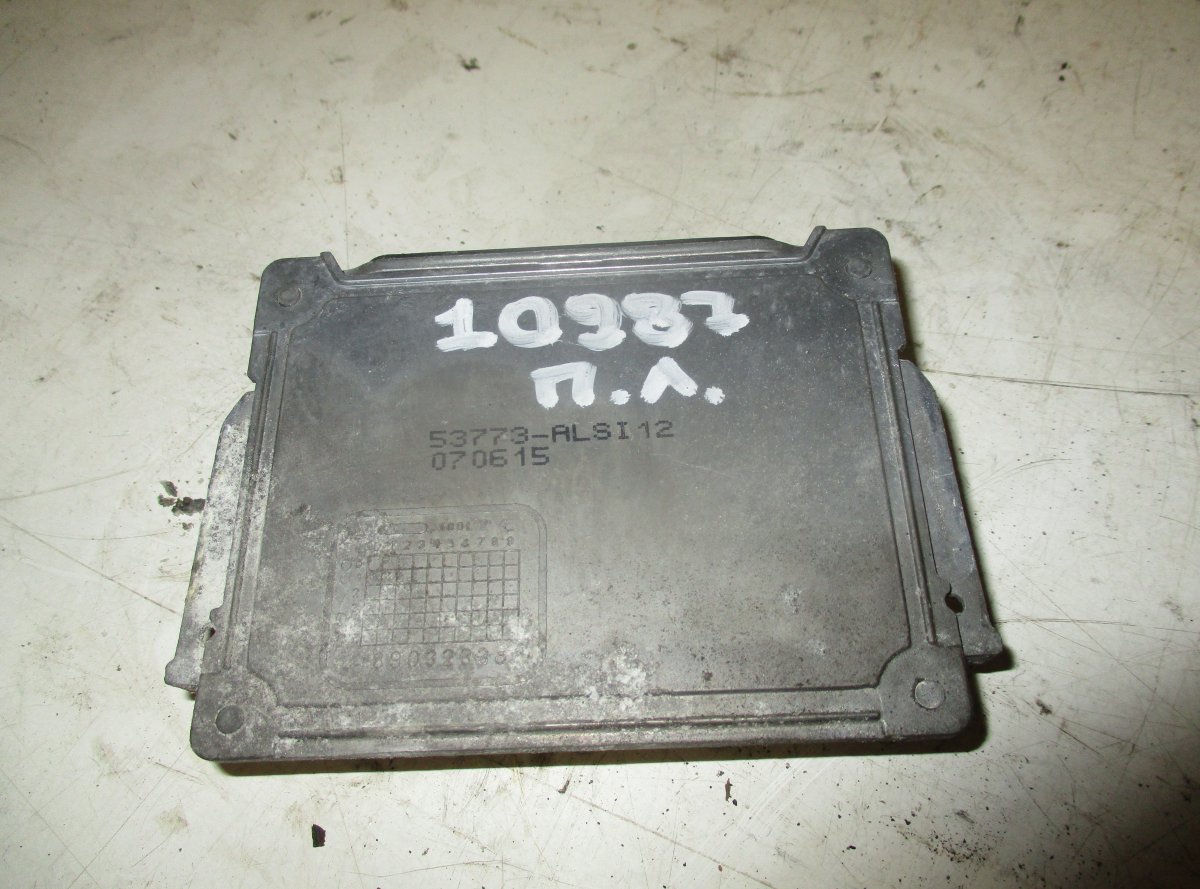 Volkswagen EOS Xenon control unit left VW EOS (1F7, 1F8) (2006-2015) Xenon control uni...