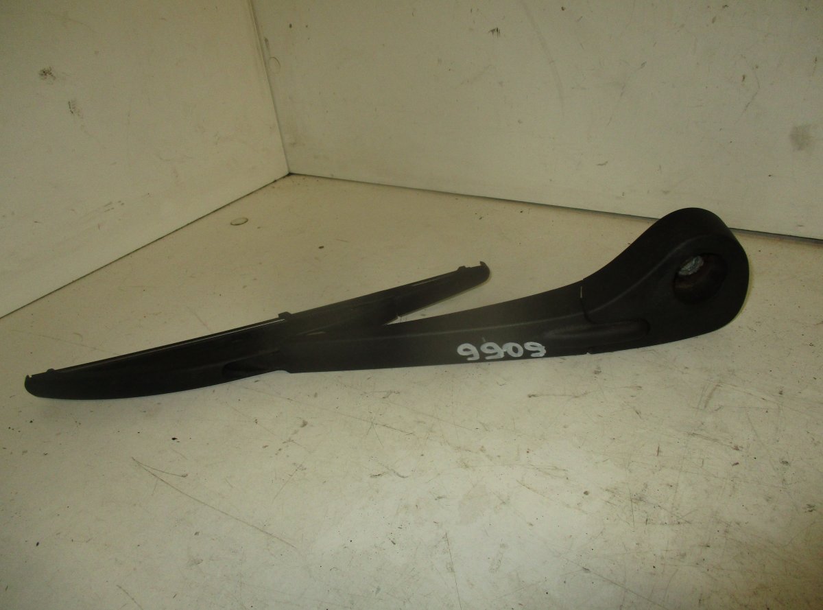 Renault Scenic Заднее стекло, рычаг стеклоочистителя RENAULT SCENIC II (JM0) (2003-2009) Rear Window...