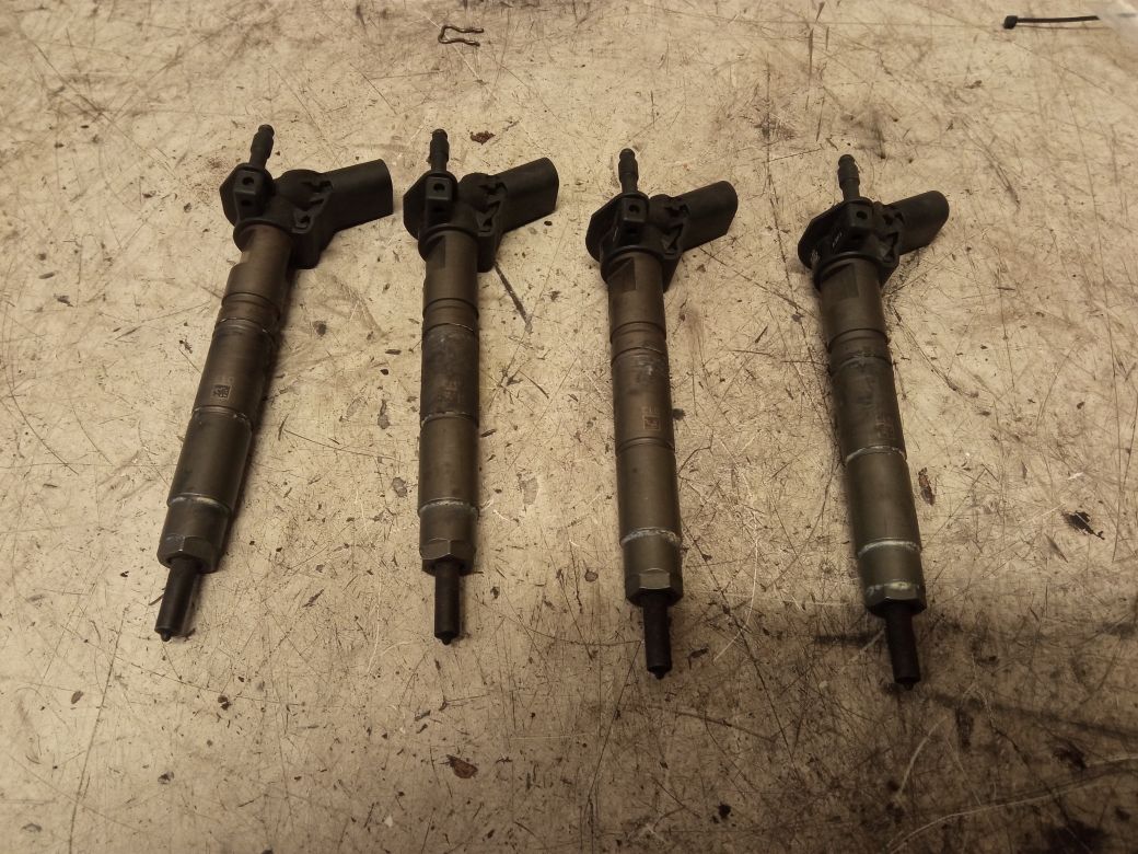 Mercedes-Benz A (W169) Fuel Injector