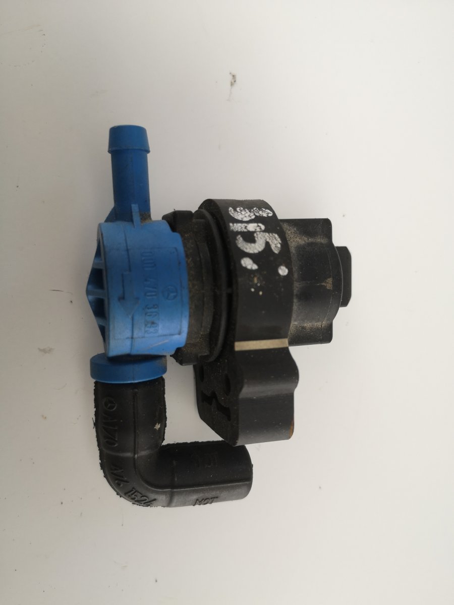 Mercedes-Benz CLS (C219) Engine Solenoid Valve MERCEDES-BENZ CLS (C219) (2004-2010) Engine Sol...