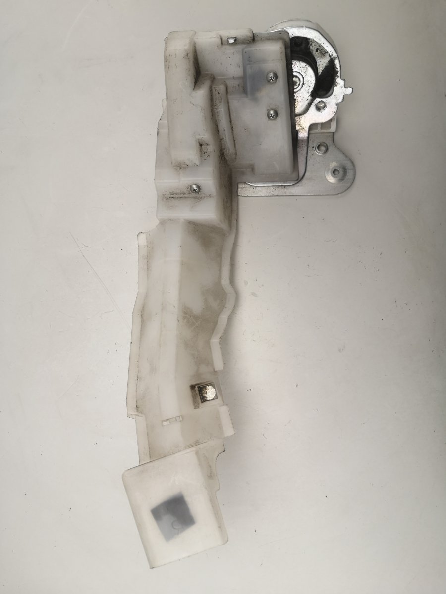Mazda 5 (CR) Sliding door lock right MAZDA 5 (CR19) (2004-2010) Sliding door lock ri...
