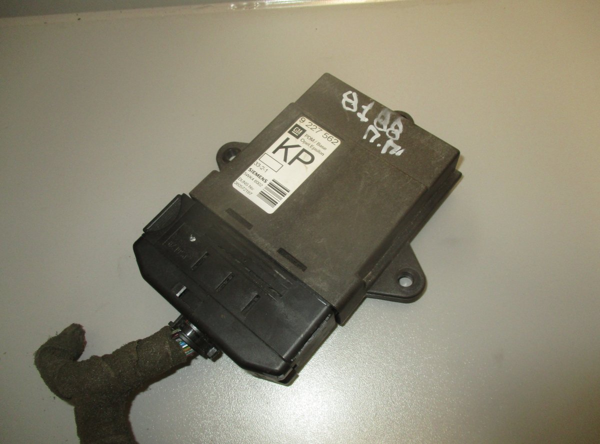 Opel Vectra (B) Door control unit front right OPEL VECTRA C (2002-2010) Door control unit fro...