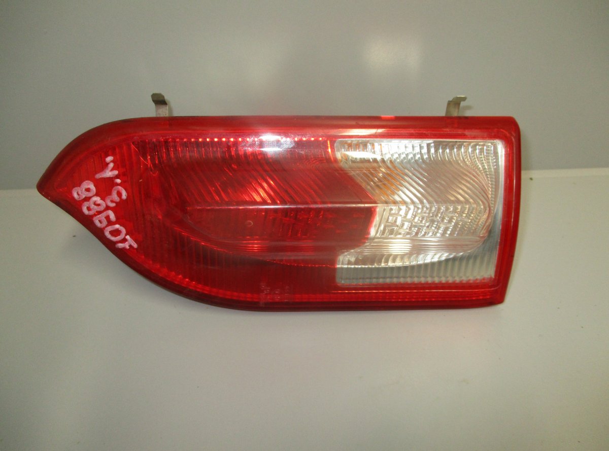 Opel Insignia (A) Tail light on chassi left OPEL INSIGNIA A (G09) (2008-2017) Tail light on...