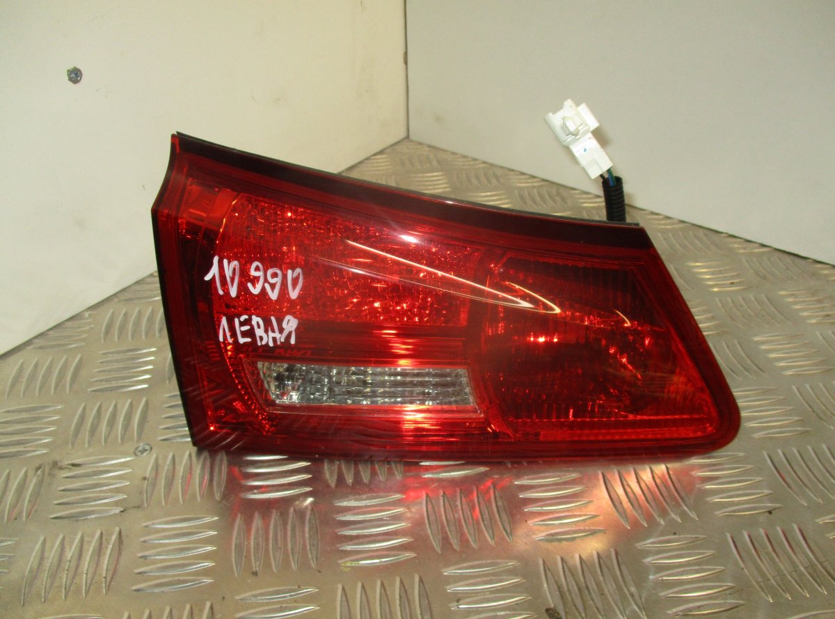 Lexus IS Inner tail light, left LEXUS IS II (XE20) (2005-2013) Inner tail light...
