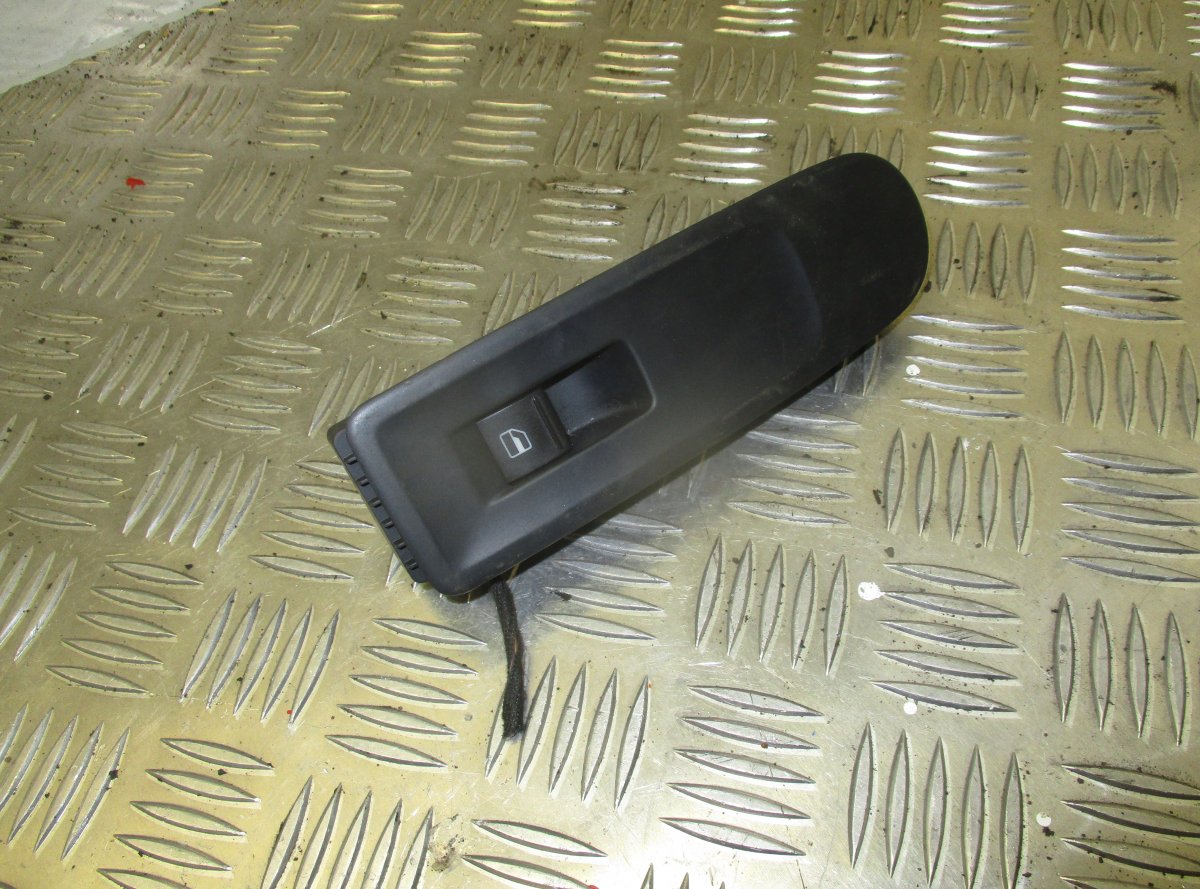 Volkswagen Golf 5 Switch For Electric Windows Front Left VW GOLF VI (5K) (2008-2013) Switch For Electric...