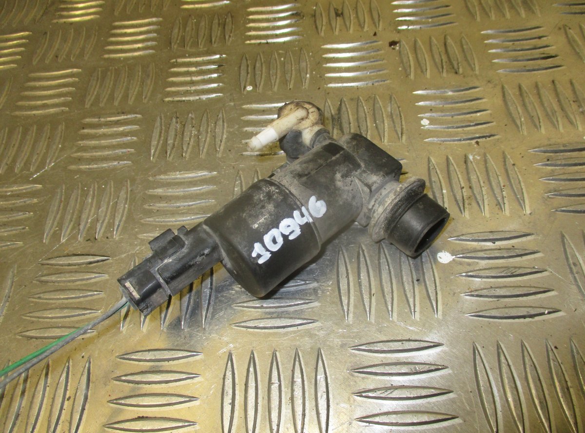 Renault Kangoo Washer pump Windscreen RENAULT KANGOO II (FW, KW) (2008-2021) Washer p...