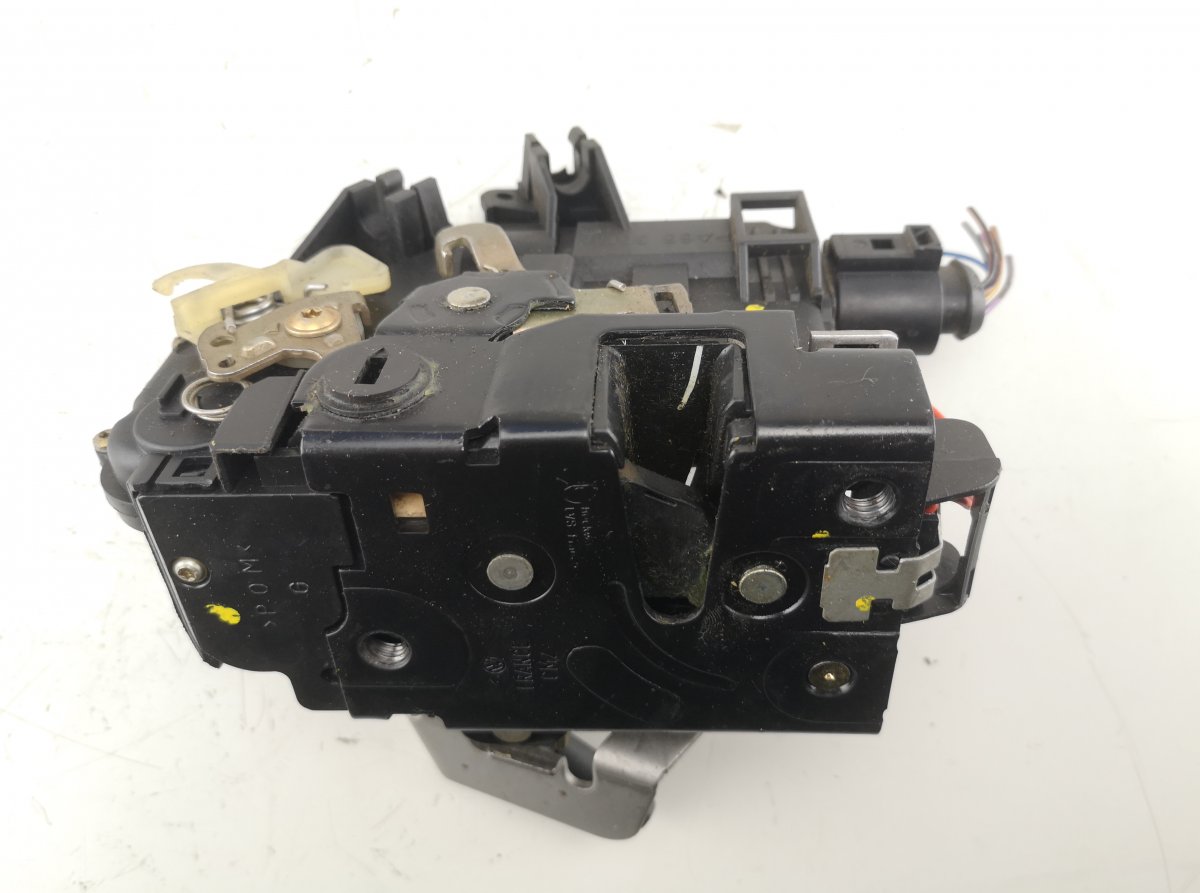 Audi A6 (C5) Door Lock Rear Left AUDI A6 / A6 ALLROAD (C5) (1997-2005) Door Lock...