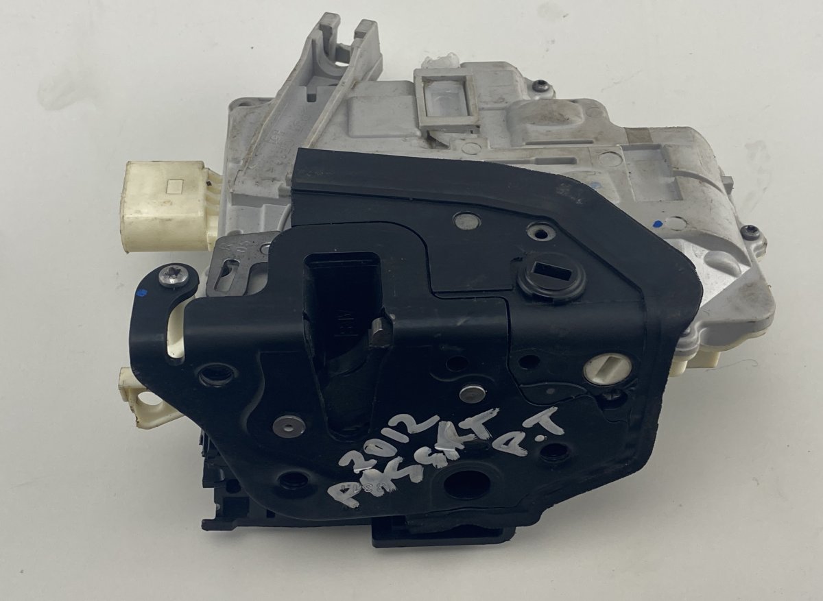 Volkswagen Passat (B7) Door Lock Rear Right VW PASSAT B7 / ALLTRACK (2010-2015) Door Lock R...
