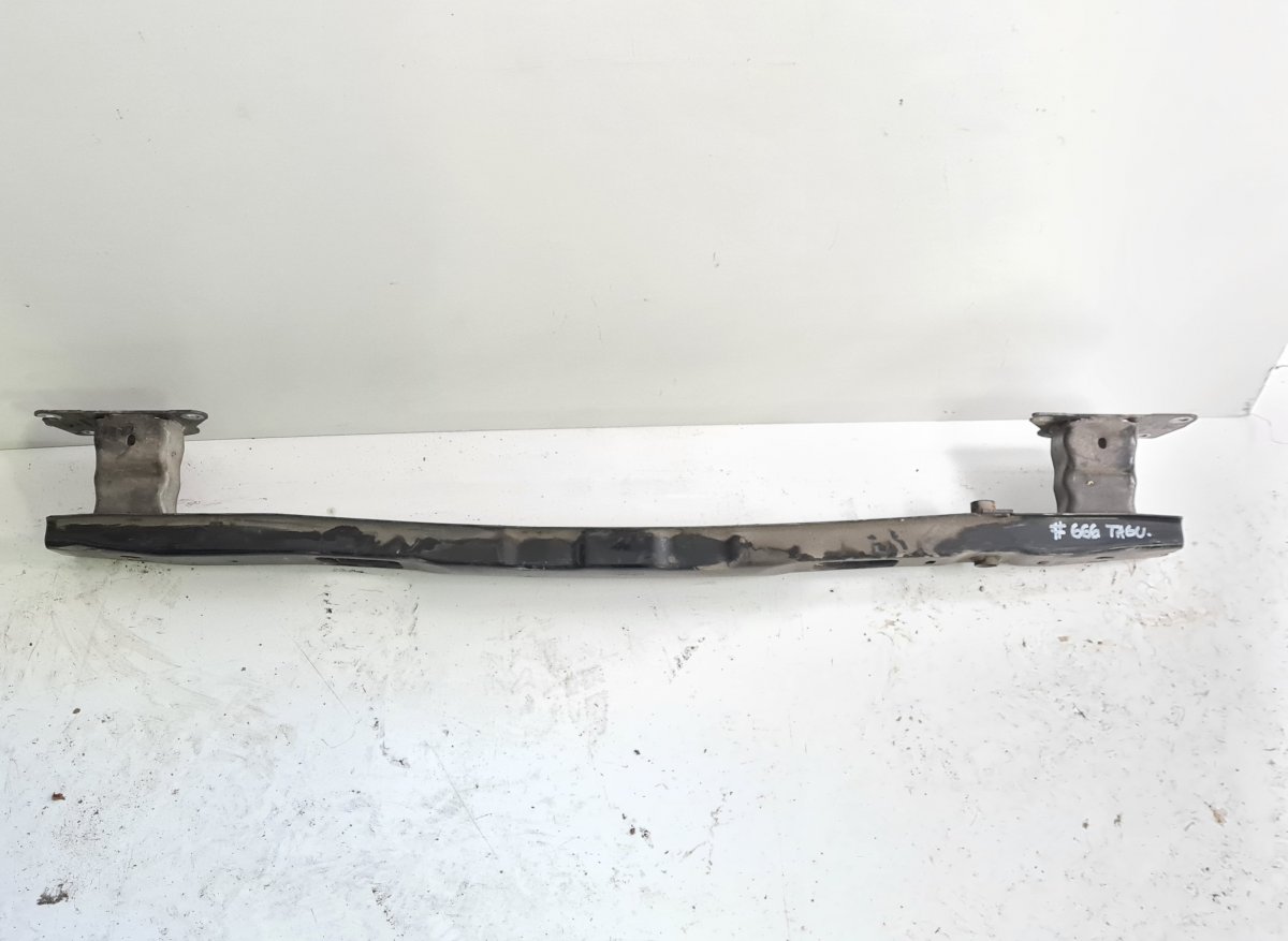 Peugeot 207 задний бампер, штифт PEUGEOT 207 (2006-2014) Rear bumper beam 2610

...
