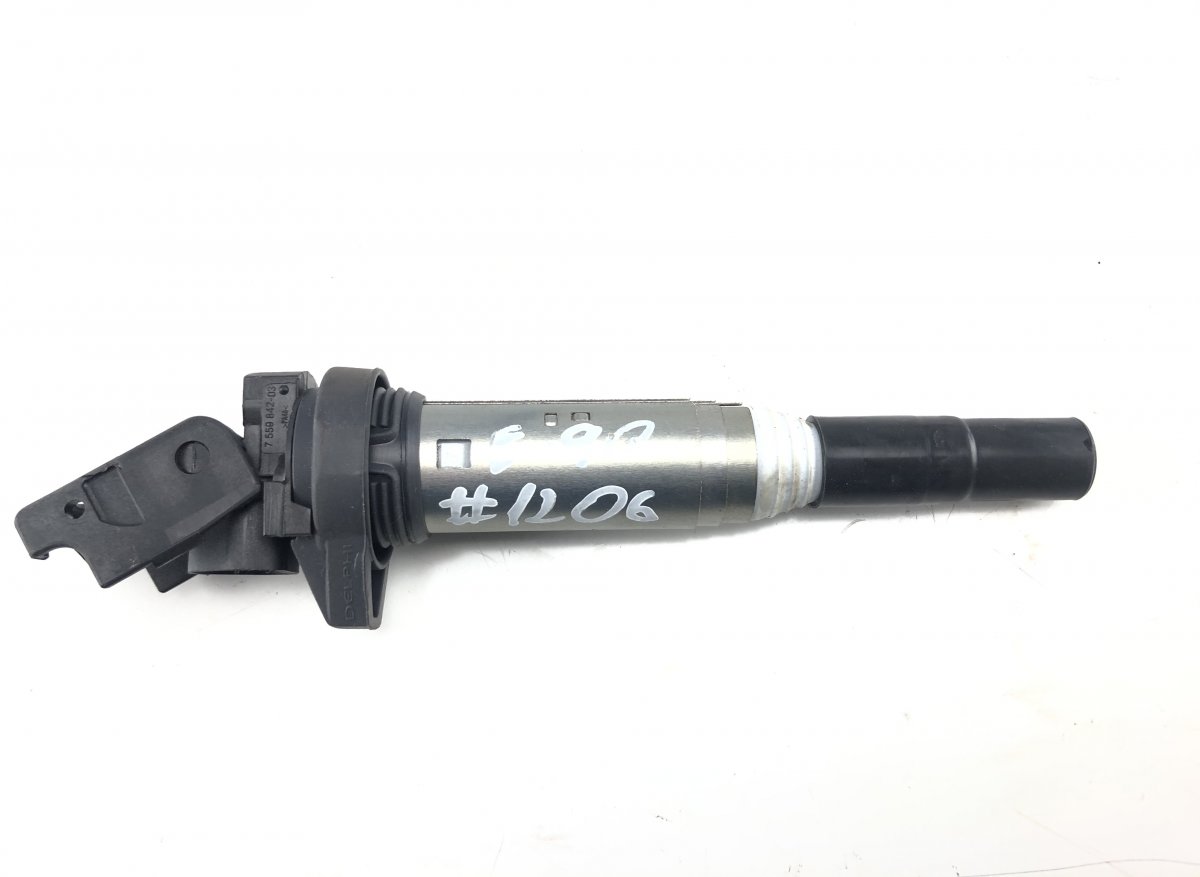 BMW 3 (E90 / E91 / E92 / E93) катушка зажигания BMW 3 (E90, E91, E92, E93) (2005-2011) Ignition...