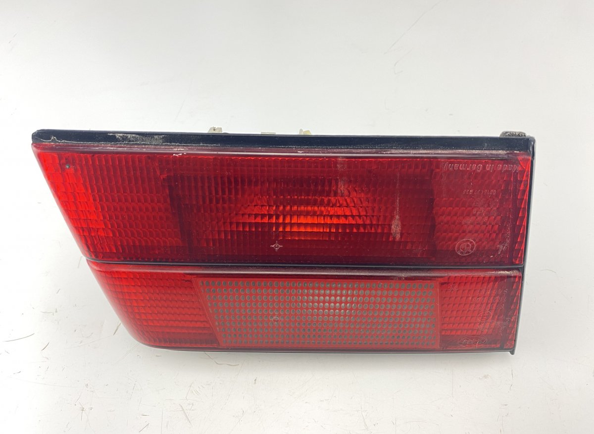 BMW 5 (E34) Inner tail light, left BMW 5 (E34) (1987-1997) Inner tail light, left
...