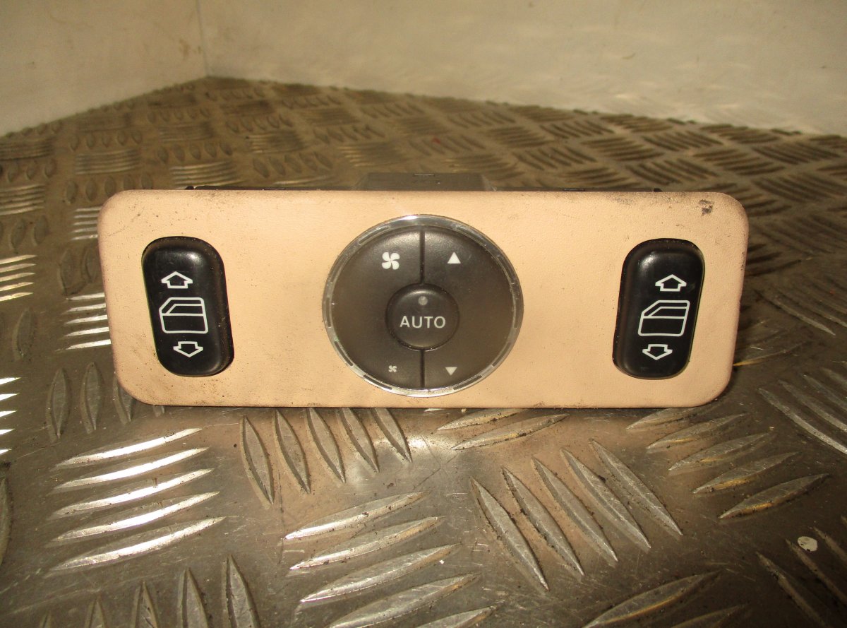 Mercedes-Benz A (W168) Rear AC heater control panel MERCEDES-BENZ ML-CLASS (W163) (1998-2005) Rear ...