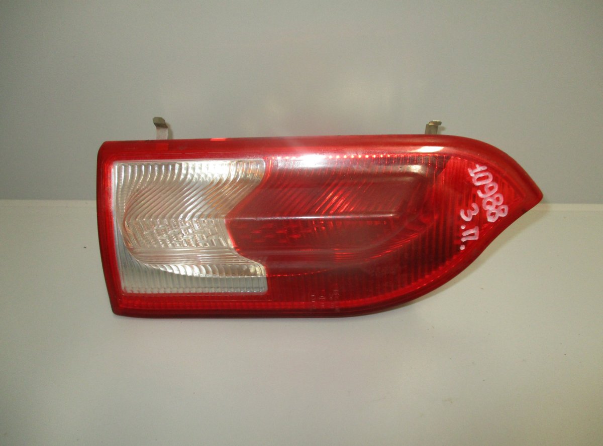 Opel Insignia (A) Tail light on chassi right OPEL INSIGNIA A (G09) (2008-2017) Tail light on...