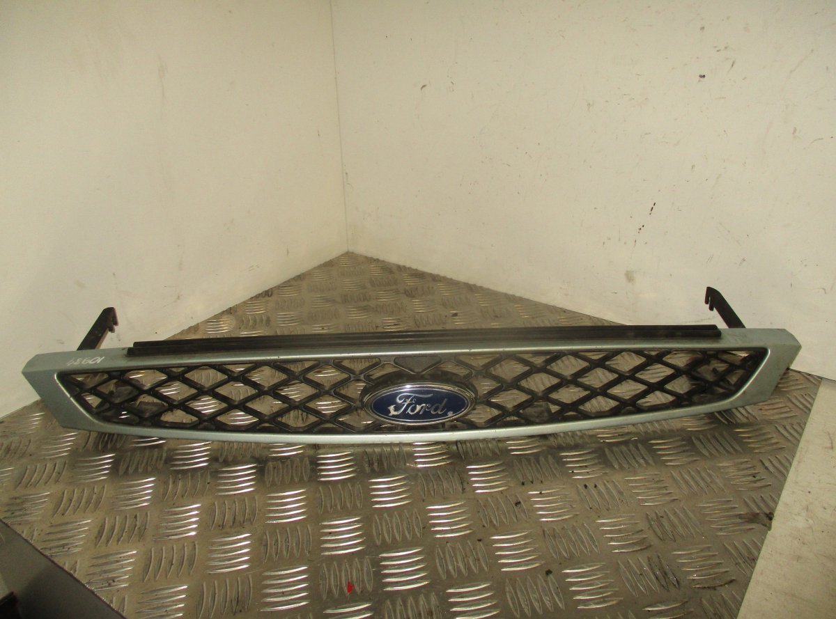 Ford Focus Radiator Grille