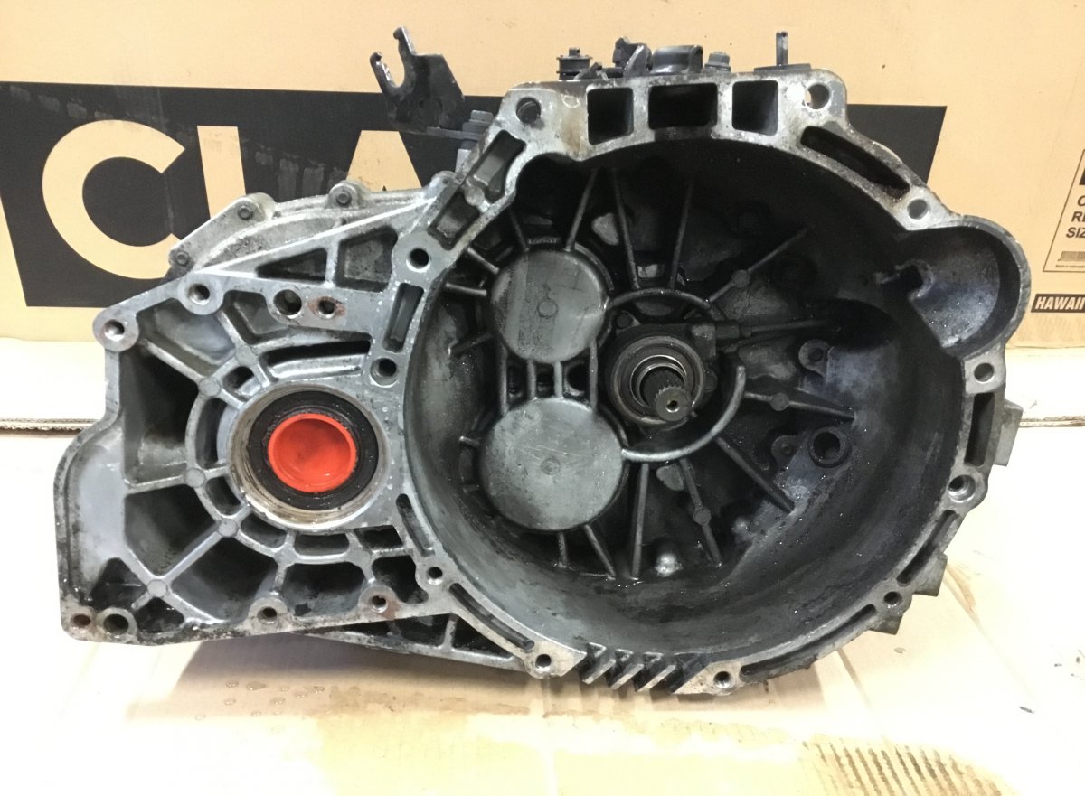 Hyundai Santa Fe Gearbox Gearbox — HYUNDAI SANTA FE II (CM, NC) (2005-20...