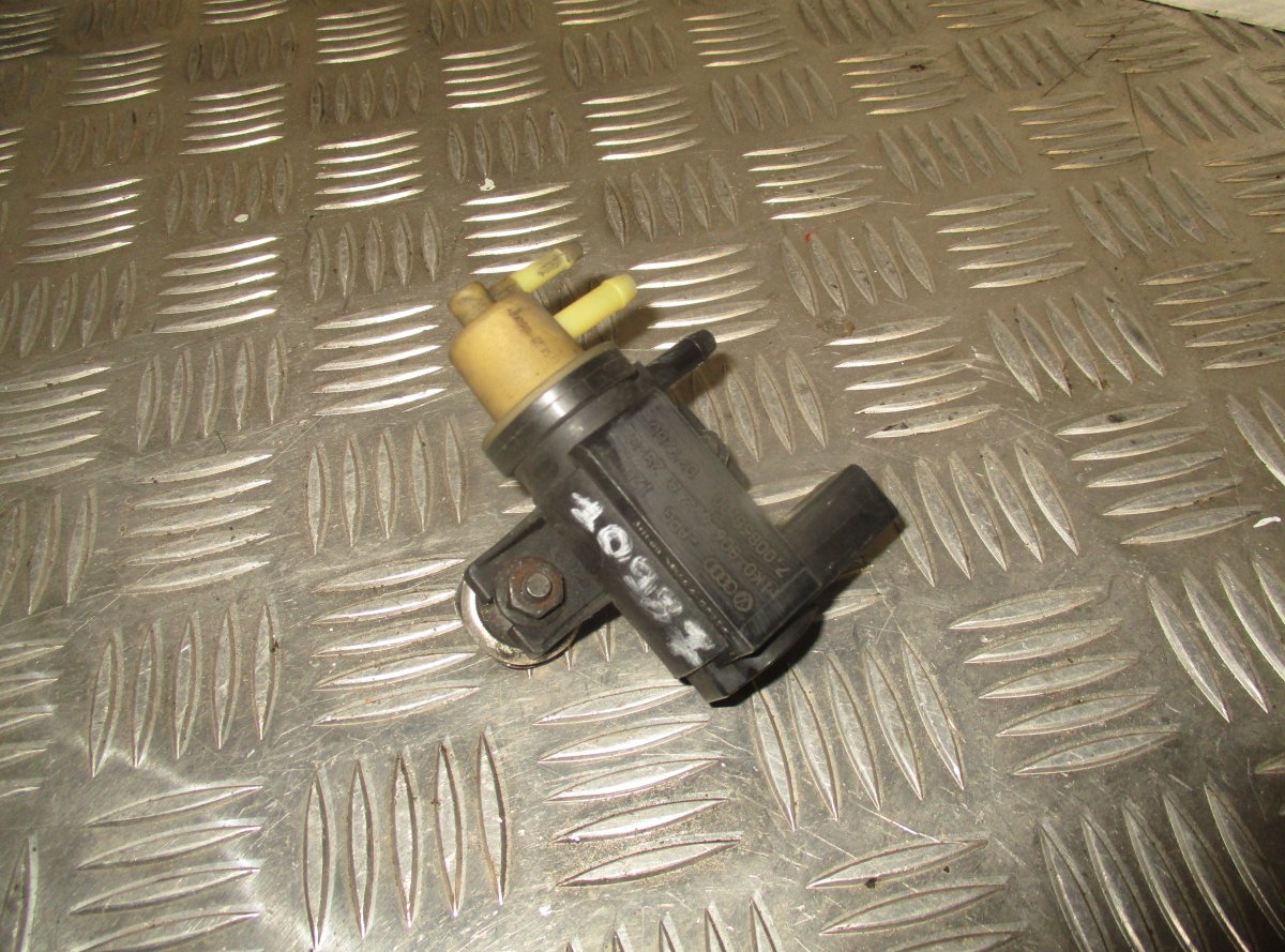 Volkswagen EOS Engine Solenoid Valve VW EOS (1F7, 1F8) (2006-2015) Engine Solenoid V...