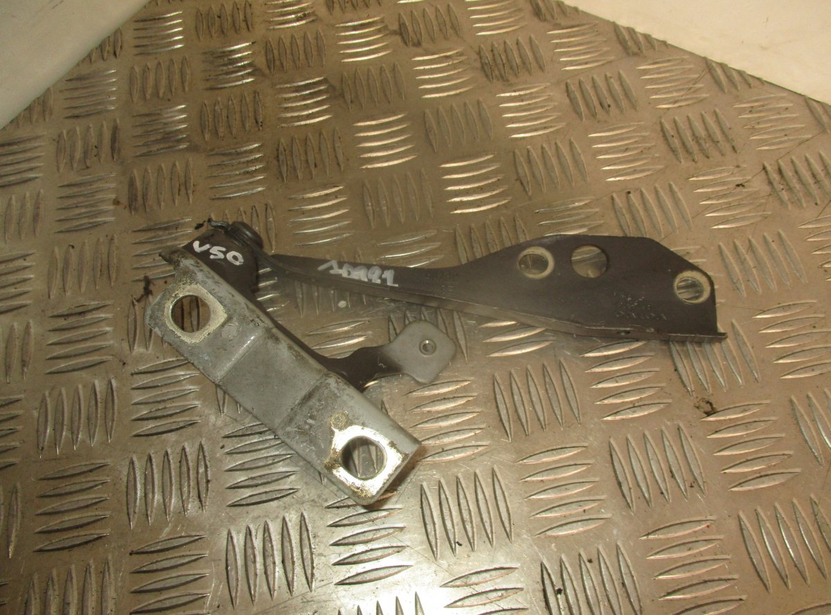 Volvo C70 Bonnet Hinge Left VOLVO S40 / V50 / C30 / C70 (MS, MW) (2004-2012...