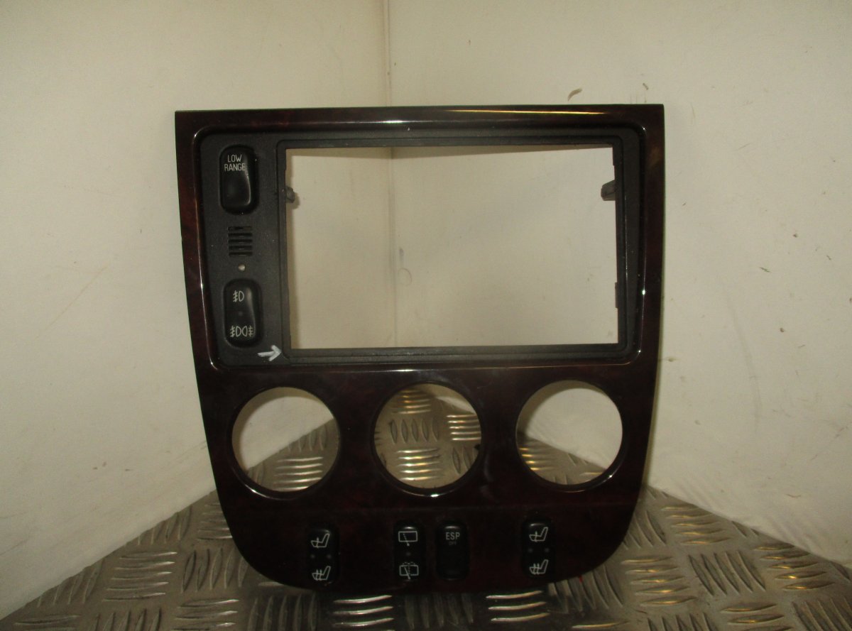Mercedes-Benz A (W168) Radio mounting frame MERCEDES-BENZ ML-CLASS (W163) (1998-2005) Radio...