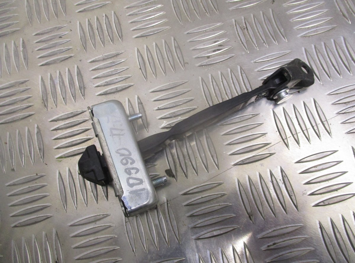 Lexus IS Door Stop Front Right LEXUS IS II (XE20) (2005-2013) Door Stop Front ...