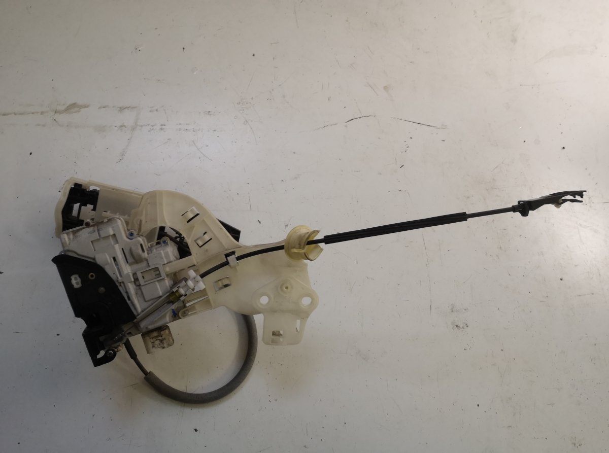 Volkswagen Touareg Door Lock Rear Left