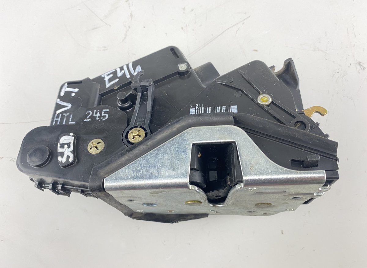 BMW 3 (E46) Door Lock Rear Left BMW 3 (E46) (1998-2005) Door Lock Rear Left

Ge...