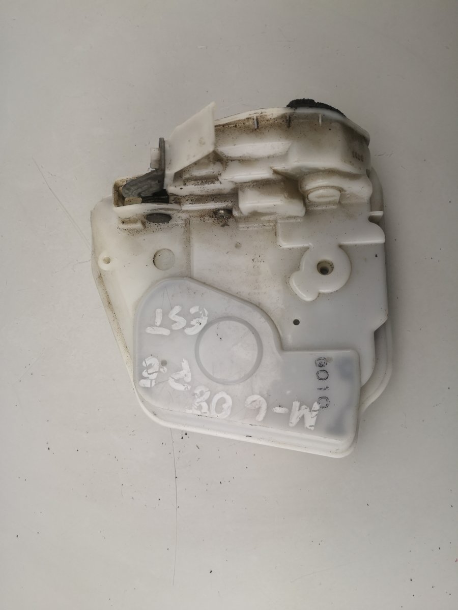 Mazda 6 (GG / GY) Door lock — front right