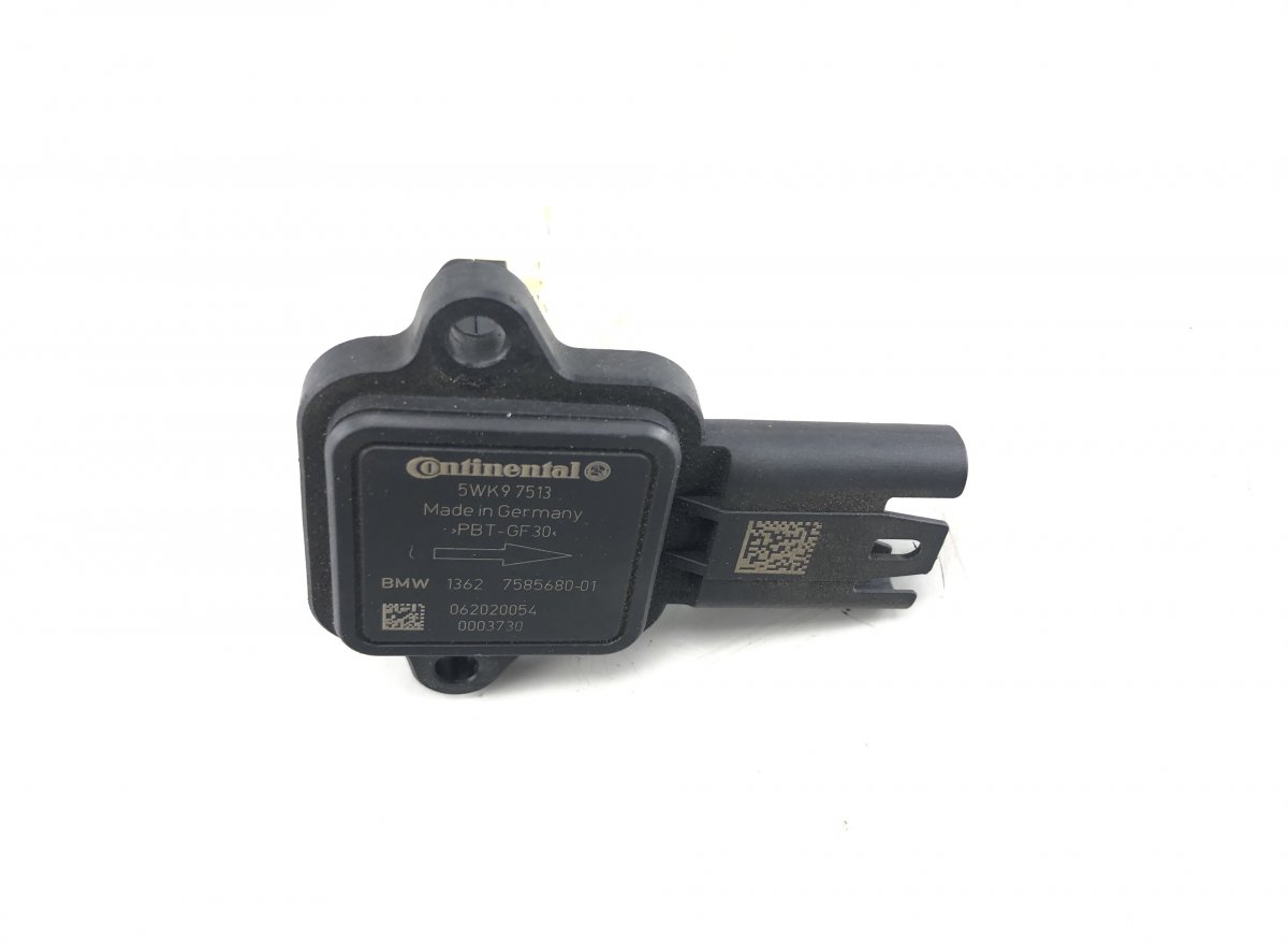 BMW 3 (E90 / E91 / E92 / E93) mass airflow sensor Mass airflow sensor — BMW 3 (E90, E91, E92, E93...
