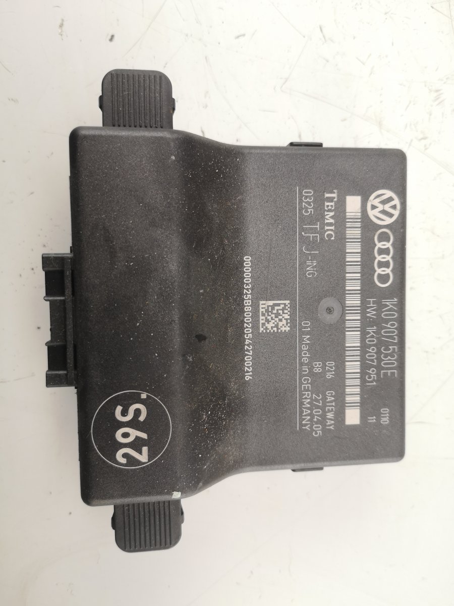 Volkswagen Touran Central gateway module VW TOURAN (1T1, 1T2) (2003-2010) Central gatewa...