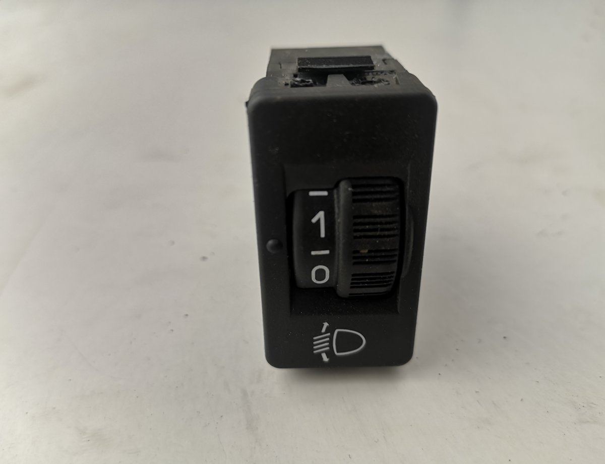 Peugeot 208 Headlight Beam Hight Adjuster Switch PEUGEOT 208 I (A9) (2012-2019) Headlight Beam H...