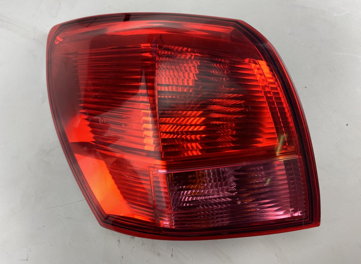 Nissan Qashqai tail light left NISSAN QASHQAI I (J10) (2007-2013) Tail light l...