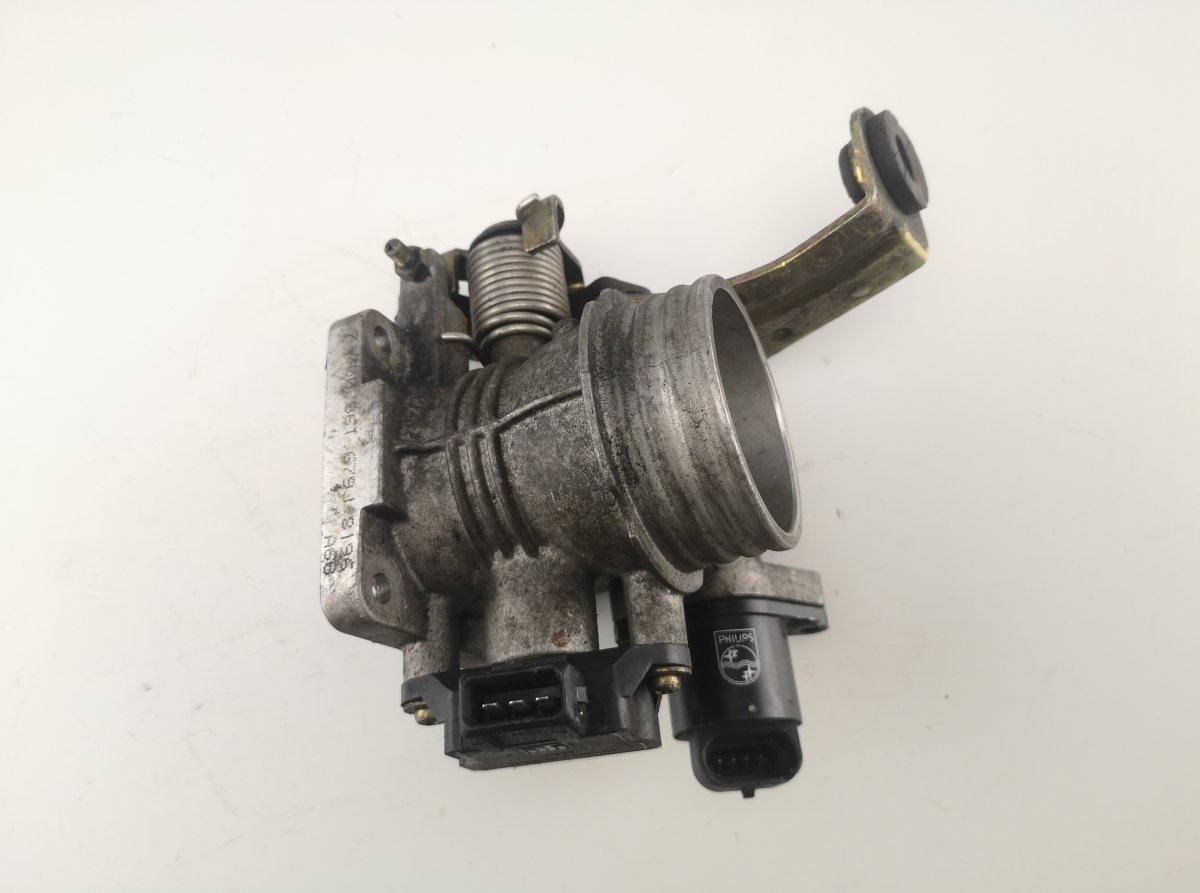Renault Megane Throttle body RENAULT MEGANE I (1995-2003) Throttle body 7700...