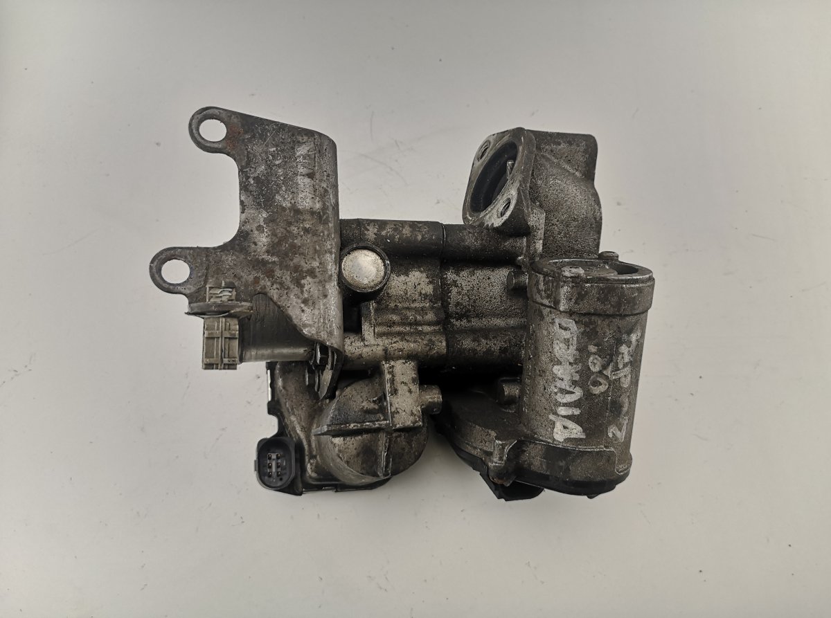 Opel Vivaro (A) Throttle body Throttle body — OPEL VIVARO A (2001-2014) — 820...