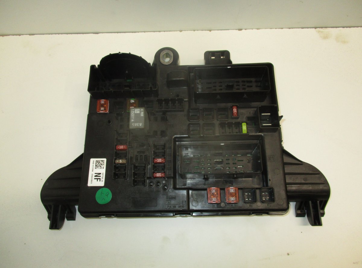 Opel Insignia (A) Fuse box OPEL INSIGNIA A (G09) (2008-2017) Fuse box 1327...