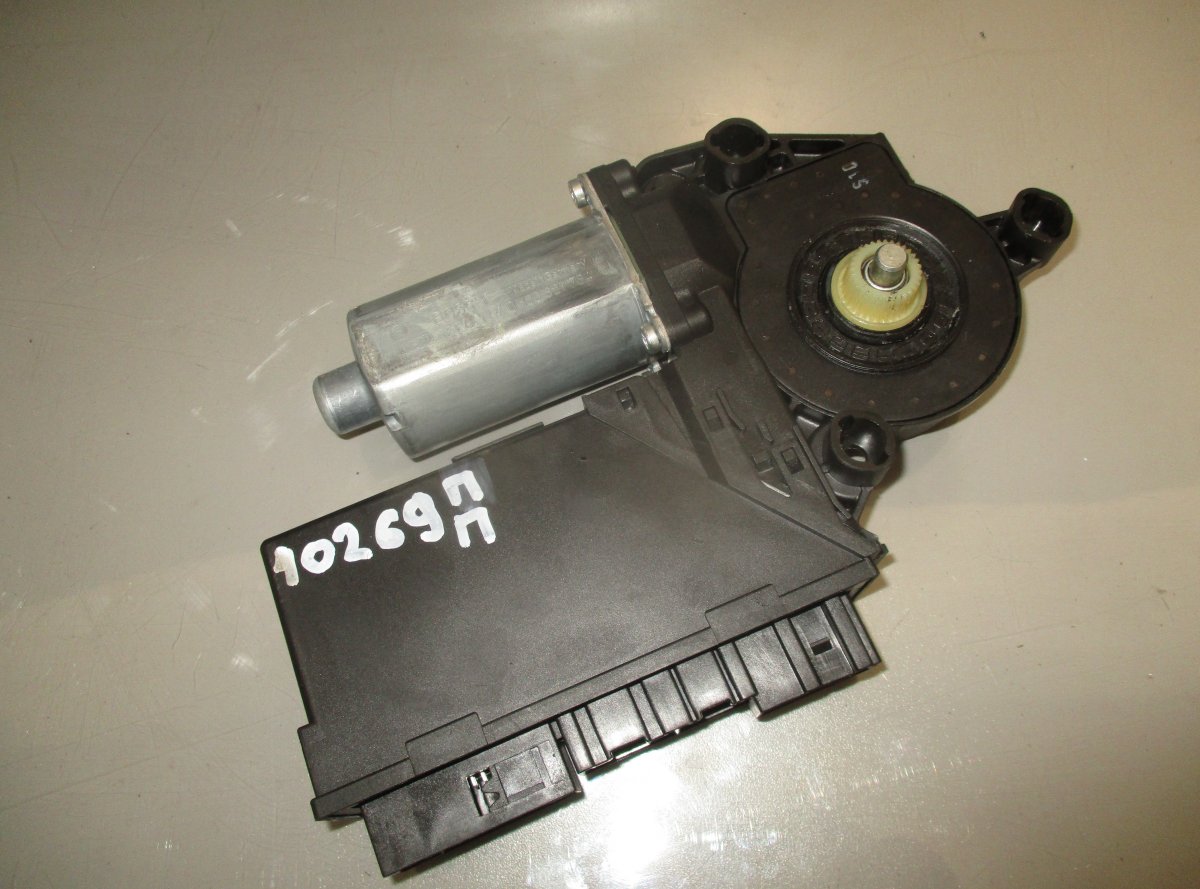 Audi A4 (B7) Window Regulator Motor Front Right AUDI A4 (B7) (2004-2008) Window Regulator Motor...