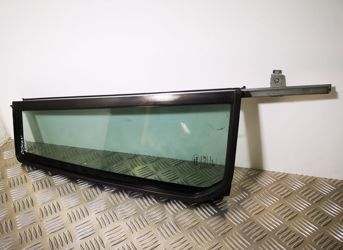 Land Rover Discovery Door quarter Window glass rear right LAND ROVER DISCOVERY III (TAA) (2004-2009) Door...